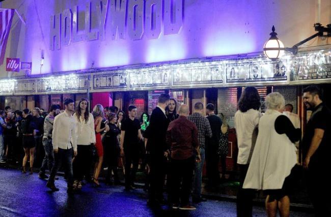 Decision Made On Plans To Allow Barrow Nightclub Manhattan S To Remain Open Until 5am The Mail